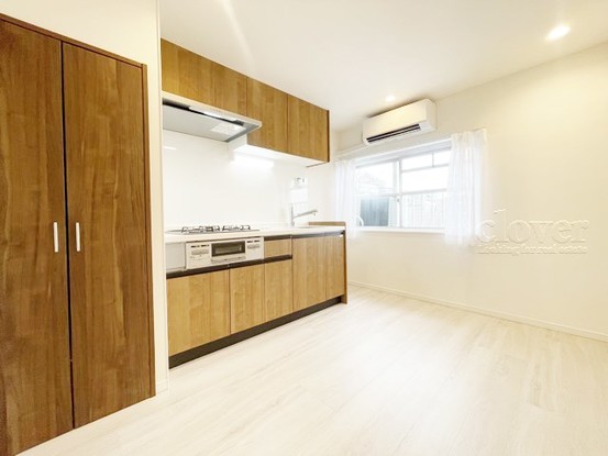 apartment 東京都渋谷区神宮前４丁目11-6　表参道千代田ビル7F