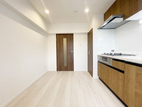 apartment 東京都渋谷区神宮前４丁目11-6　表参道千代田ビル7F