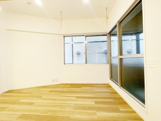 apartment 東京都渋谷区神宮前４丁目11-6　表参道千代田ビル7F