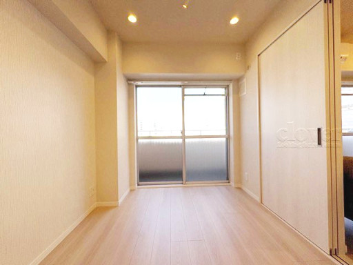 apartment 東京都渋谷区神宮前４丁目11-6　表参道千代田ビル7F