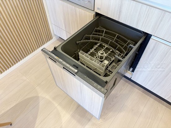 apartment 東京都渋谷区神宮前４丁目11-6　表参道千代田ビル7F