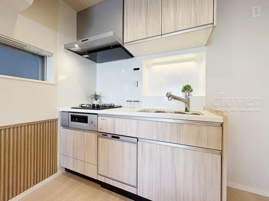 apartment 東京都渋谷区神宮前４丁目11-6　表参道千代田ビル7F