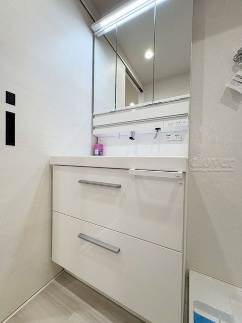 apartment 東京都渋谷区神宮前４丁目11-6　表参道千代田ビル7F