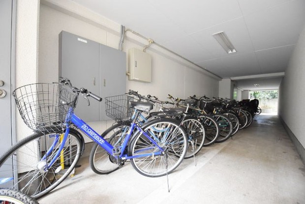 apartment 東京都渋谷区神宮前４丁目11-6　表参道千代田ビル7F