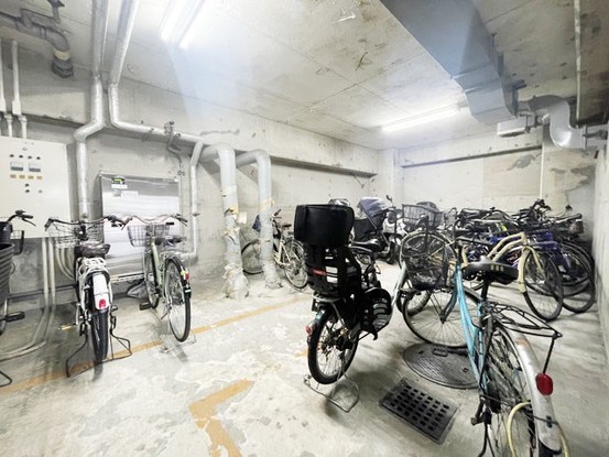 apartment 東京都渋谷区神宮前４丁目11-6　表参道千代田ビル7F