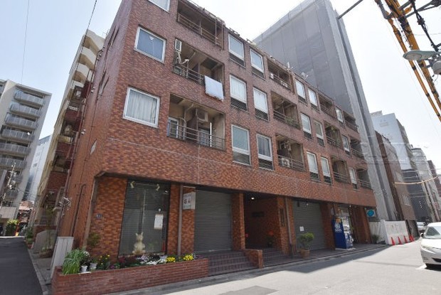 apartment 東京都渋谷区神宮前４丁目11-6　表参道千代田ビル7F