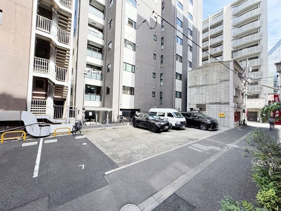 apartment 東京都渋谷区神宮前４丁目11-6　表参道千代田ビル7F