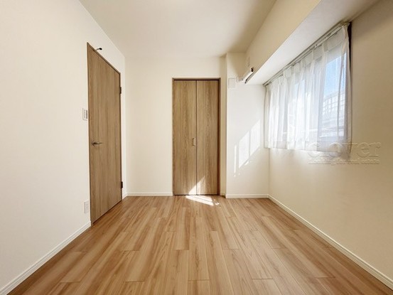 apartment 東京都渋谷区神宮前４丁目11-6　表参道千代田ビル7F