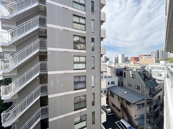 apartment 東京都渋谷区神宮前４丁目11-6　表参道千代田ビル7F