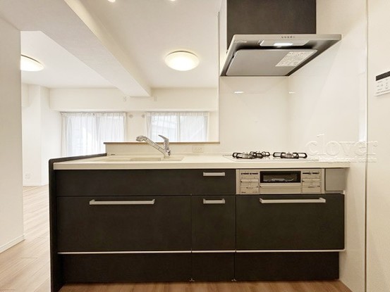 apartment 東京都渋谷区神宮前４丁目11-6　表参道千代田ビル7F