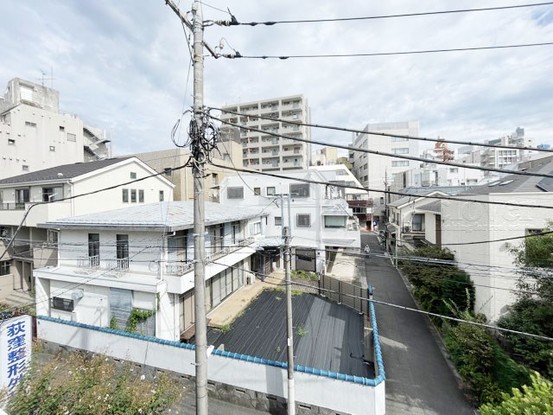 apartment 東京都渋谷区神宮前４丁目11-6　表参道千代田ビル7F