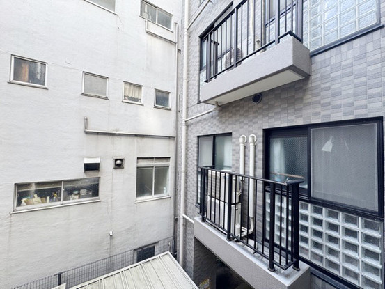 apartment 東京都渋谷区神宮前４丁目11-6　表参道千代田ビル7F