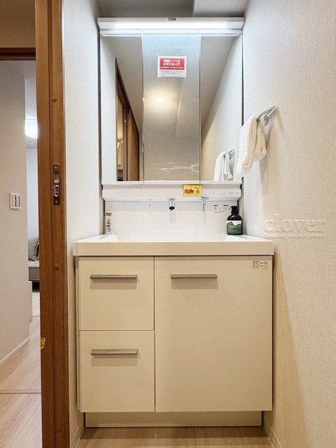 apartment 東京都渋谷区神宮前４丁目11-6　表参道千代田ビル7F