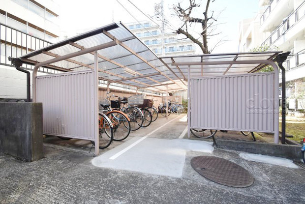 apartment 東京都渋谷区神宮前４丁目11-6　表参道千代田ビル7F