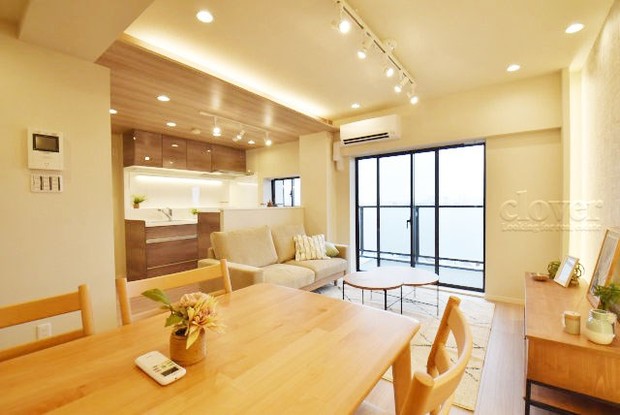 apartment 東京都渋谷区神宮前４丁目11-6　表参道千代田ビル7F