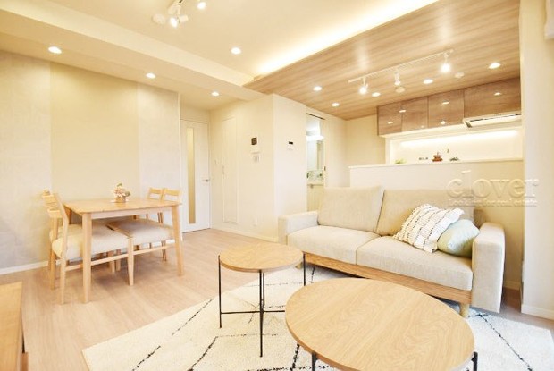 apartment 東京都渋谷区神宮前４丁目11-6　表参道千代田ビル7F