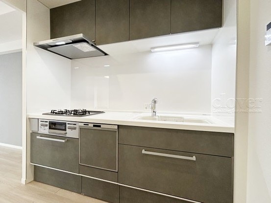 apartment 東京都渋谷区神宮前４丁目11-6　表参道千代田ビル7F