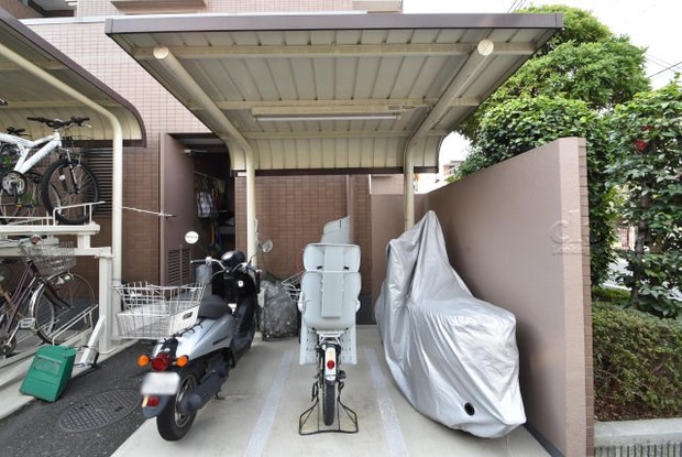 apartment 東京都渋谷区神宮前４丁目11-6　プレファス表参道7F