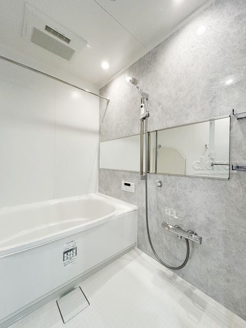 apartment 東京都渋谷区神宮前４丁目11-6　プレファス表参道7F