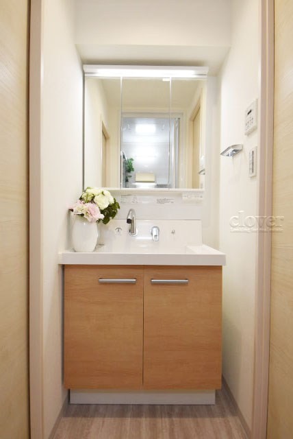 apartment 東京都渋谷区神宮前４丁目11-6　表参道千代田ビル7F