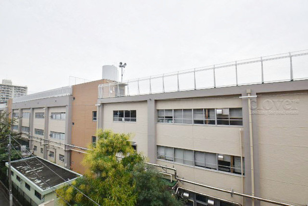 apartment 東京都渋谷区神宮前４丁目11-6　表参道千代田ビル7F