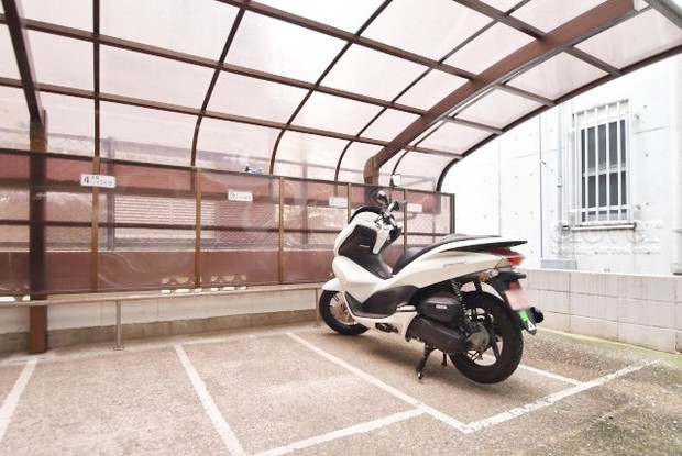 apartment 東京都渋谷区神宮前４丁目11-6　表参道千代田ビル7F