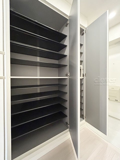 apartment 東京都渋谷区神宮前４丁目11-6　表参道千代田ビル7F