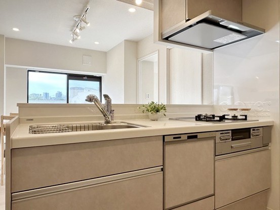 apartment 東京都渋谷区神宮前４丁目11-6　表参道千代田ビル7F