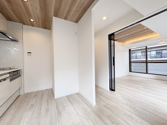 apartment 東京都渋谷区神宮前４丁目11-6　表参道千代田ビル7F