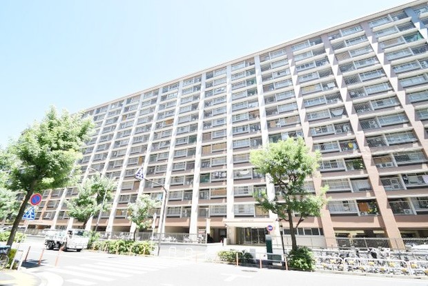 apartment 東京都渋谷区神宮前４丁目11-6　表参道千代田ビル7F