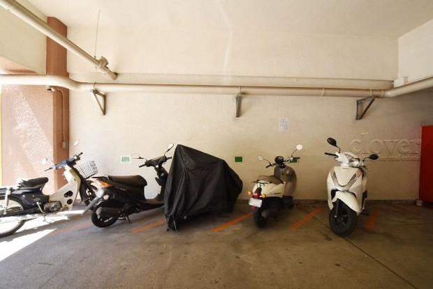 apartment 東京都渋谷区神宮前４丁目11-6　表参道千代田ビル7F