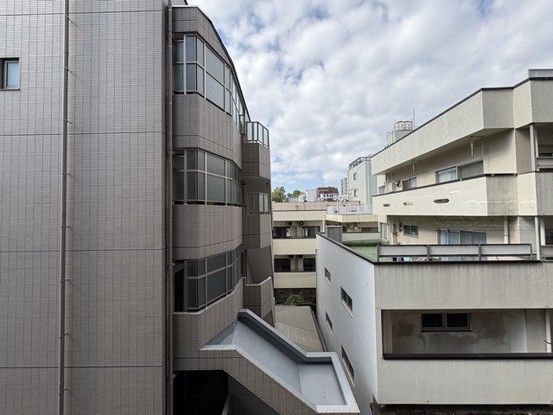 apartment 東京都渋谷区神宮前４丁目11-6　表参道千代田ビル7F