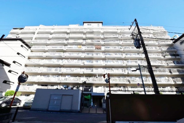 apartment 東京都渋谷区神宮前４丁目11-6　表参道千代田ビル7F