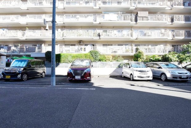 apartment 東京都渋谷区神宮前４丁目11-6　表参道千代田ビル7F