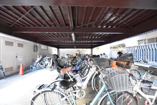 apartment 東京都渋谷区神宮前４丁目11-6　表参道千代田ビル7F