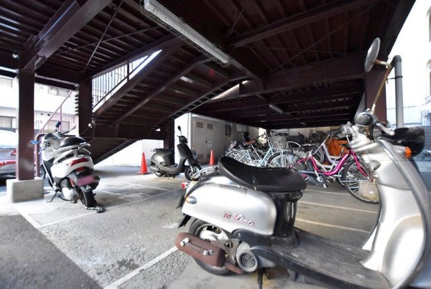 apartment 東京都渋谷区神宮前４丁目11-6　表参道千代田ビル7F