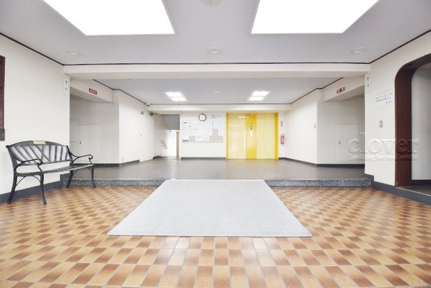 apartment 東京都渋谷区神宮前４丁目11-6　表参道千代田ビル7F