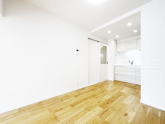 apartment 東京都渋谷区神宮前４丁目11-6　表参道千代田ビル7F