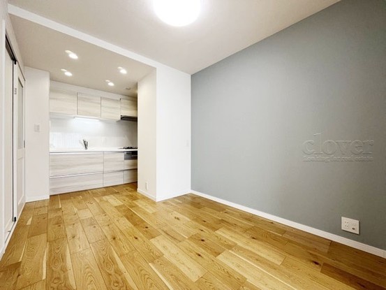 apartment 東京都渋谷区神宮前４丁目11-6　表参道千代田ビル7F