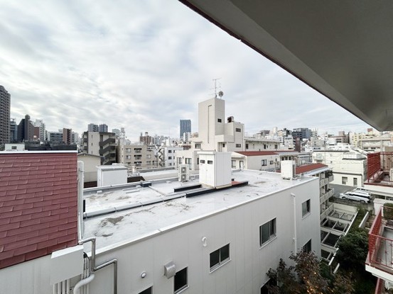 apartment 東京都渋谷区神宮前４丁目11-6　表参道千代田ビル7F