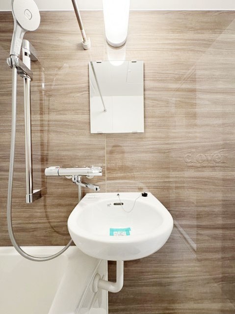 apartment 東京都渋谷区神宮前４丁目11-6　表参道千代田ビル7F