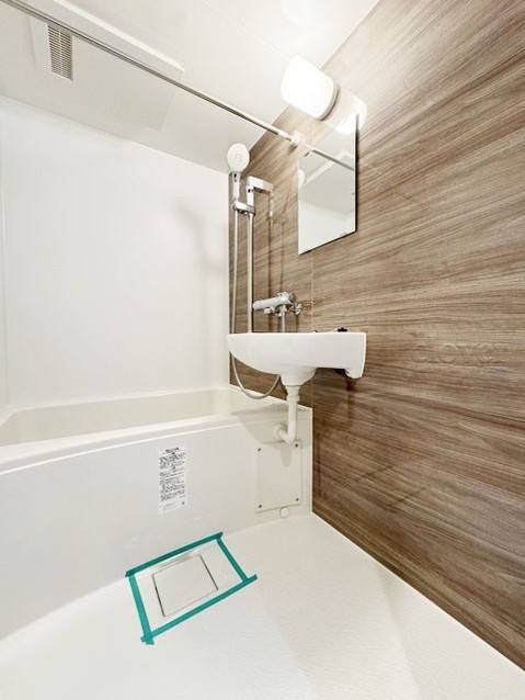 apartment 東京都渋谷区神宮前４丁目11-6　表参道千代田ビル7F