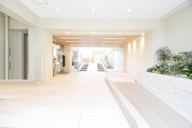 apartment 東京都渋谷区神宮前４丁目11-6　表参道千代田ビル7F