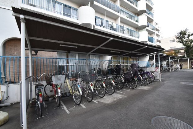 apartment 東京都渋谷区神宮前４丁目11-6　表参道千代田ビル7F