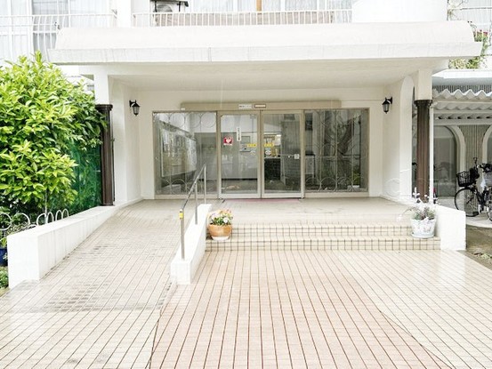 apartment 東京都渋谷区神宮前４丁目11-6　表参道千代田ビル7F