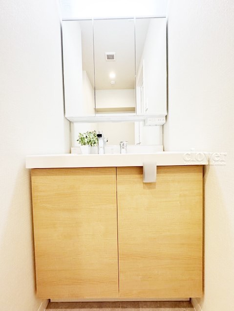 apartment 東京都渋谷区神宮前４丁目11-6　プレファス表参道7F