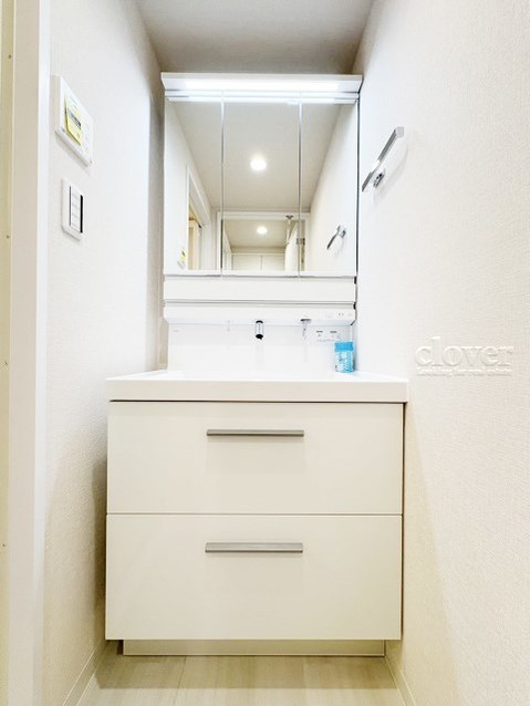 apartment 東京都渋谷区神宮前４丁目11-6　表参道千代田ビル7F