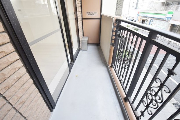 apartment 東京都渋谷区神宮前４丁目11-6　表参道千代田ビル7F