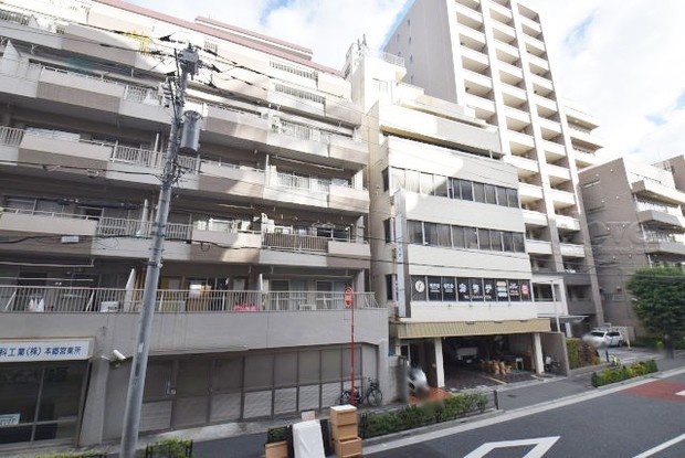 apartment 東京都渋谷区神宮前４丁目11-6　表参道千代田ビル7F