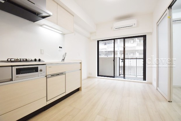 apartment 東京都渋谷区神宮前４丁目11-6　表参道千代田ビル7F